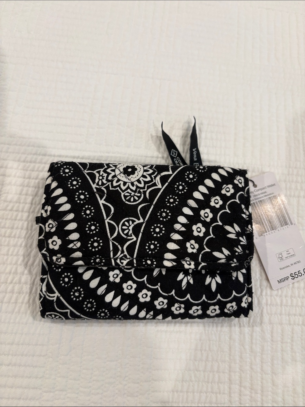 NWT Vera Bradley RFID Compact Wallet
